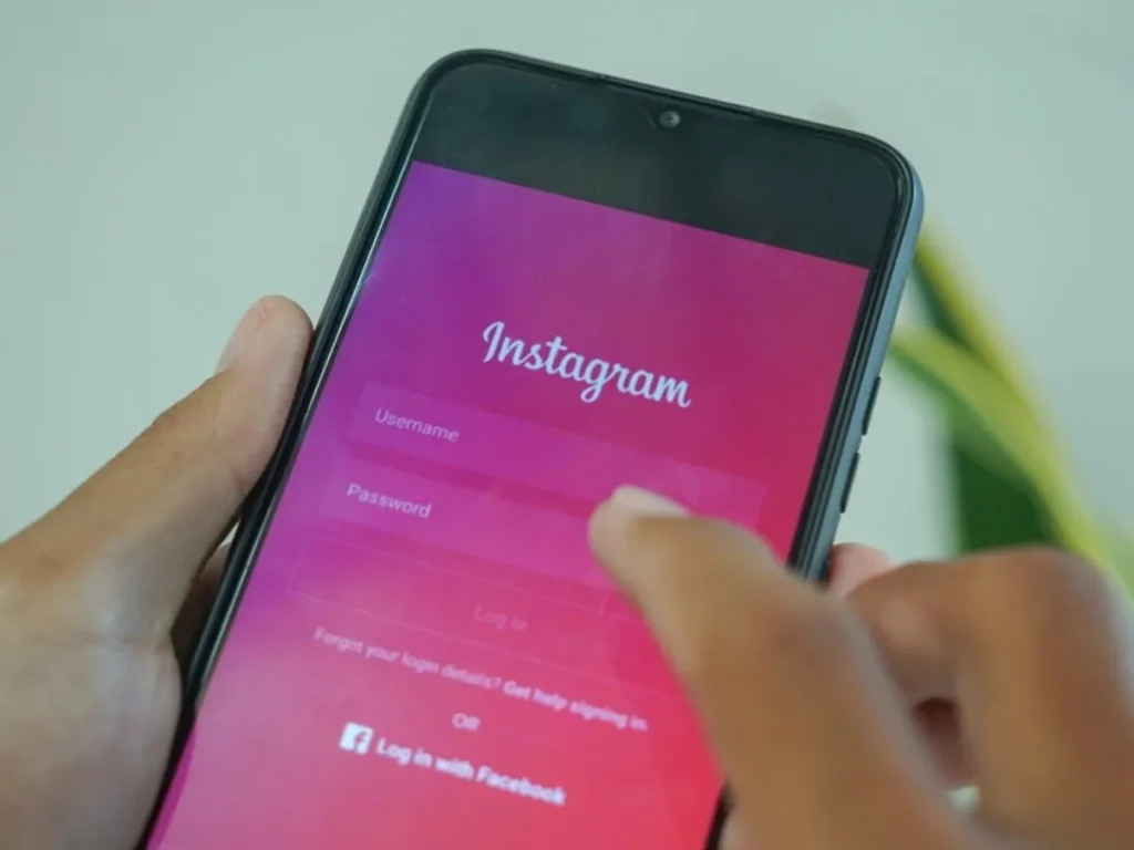 Create a new Instagram account to view a story